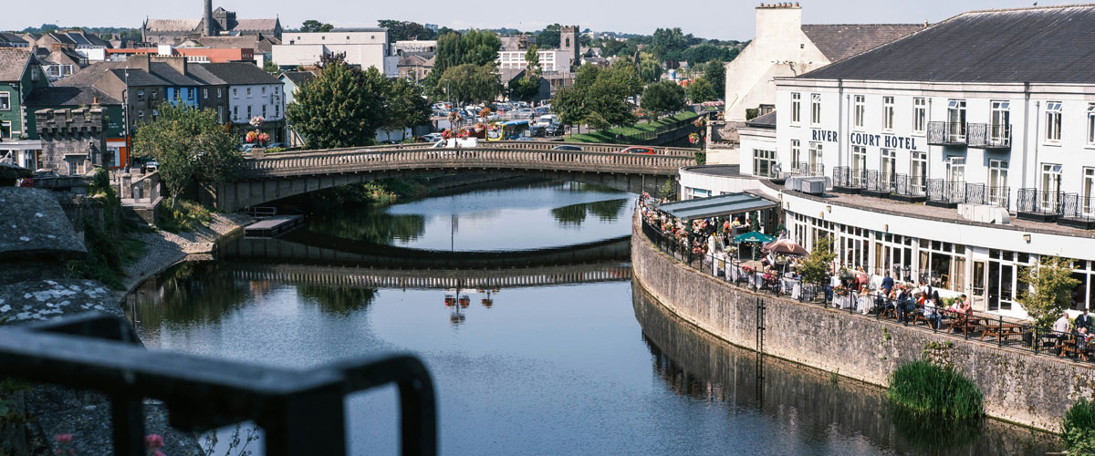 Scenic and Unusual Places to See by a Relaxing Boat Trip